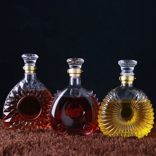 厂家直批500ml创意白酒瓶 高白料玻璃酒瓶 水晶盖黄酒洋酒瓶定制